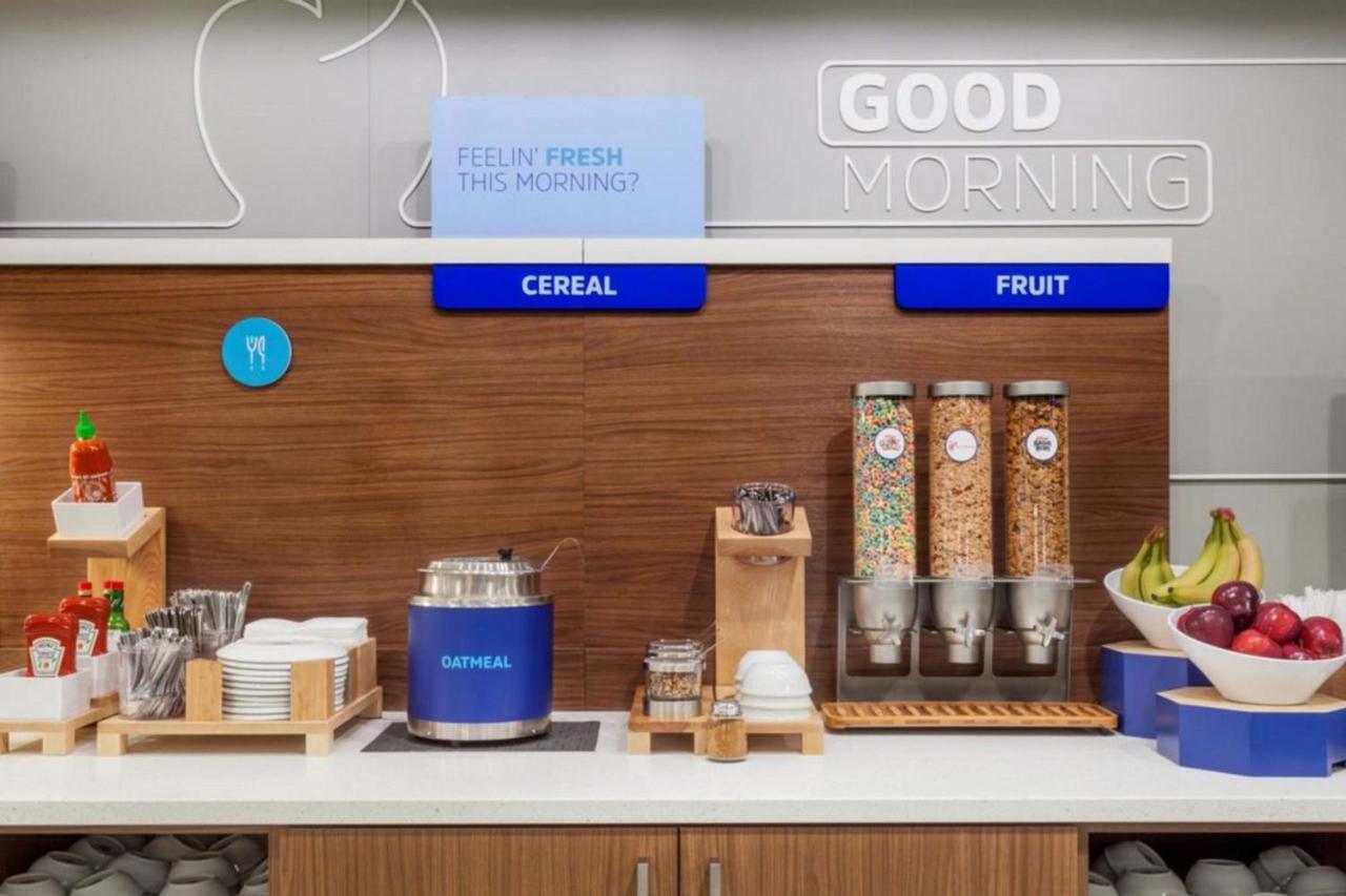 Holiday Inn Express La Plata By Ihg Kültér fotó